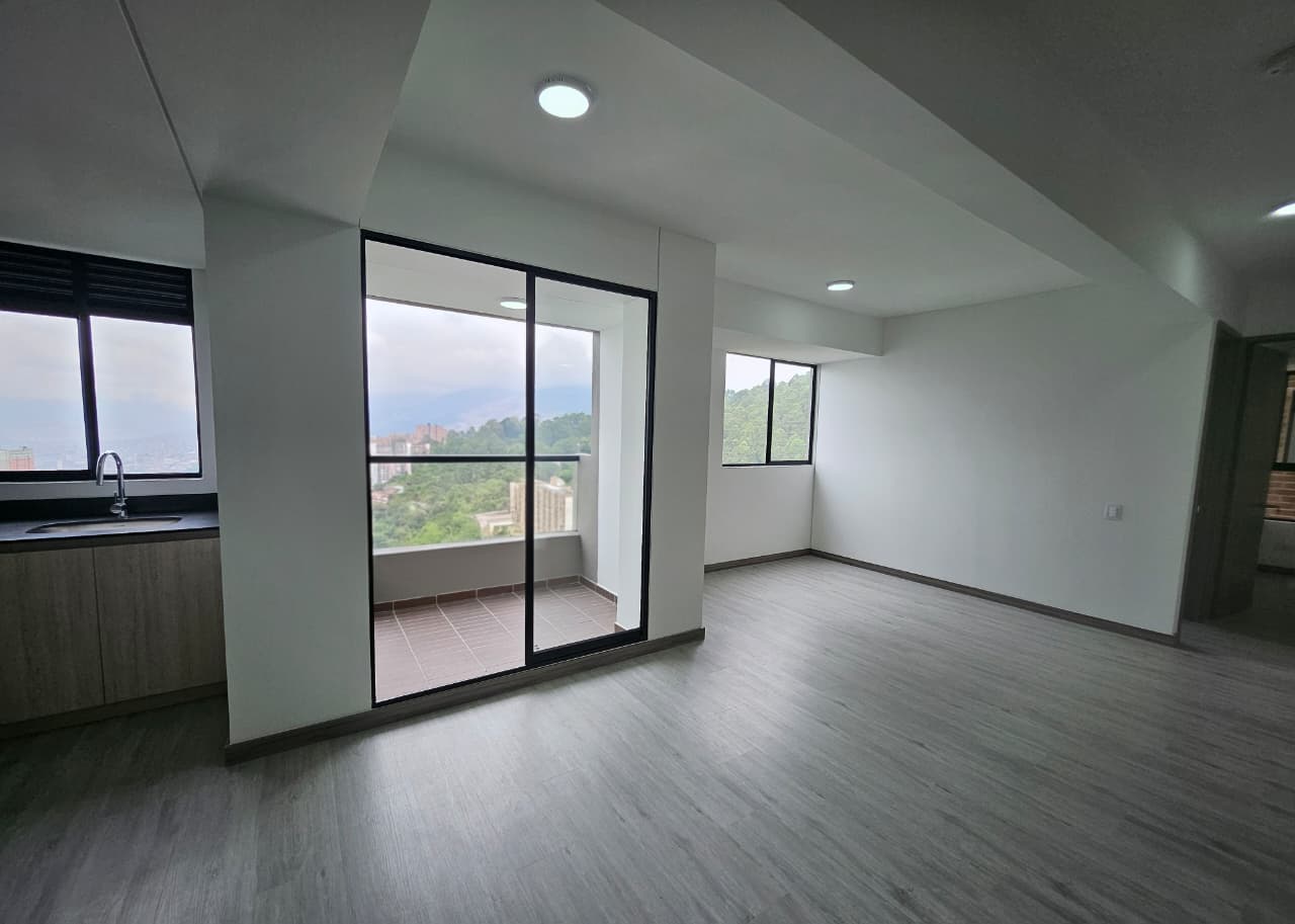 Apartamento para estrenar en arriendo en Las Palmas Medellín