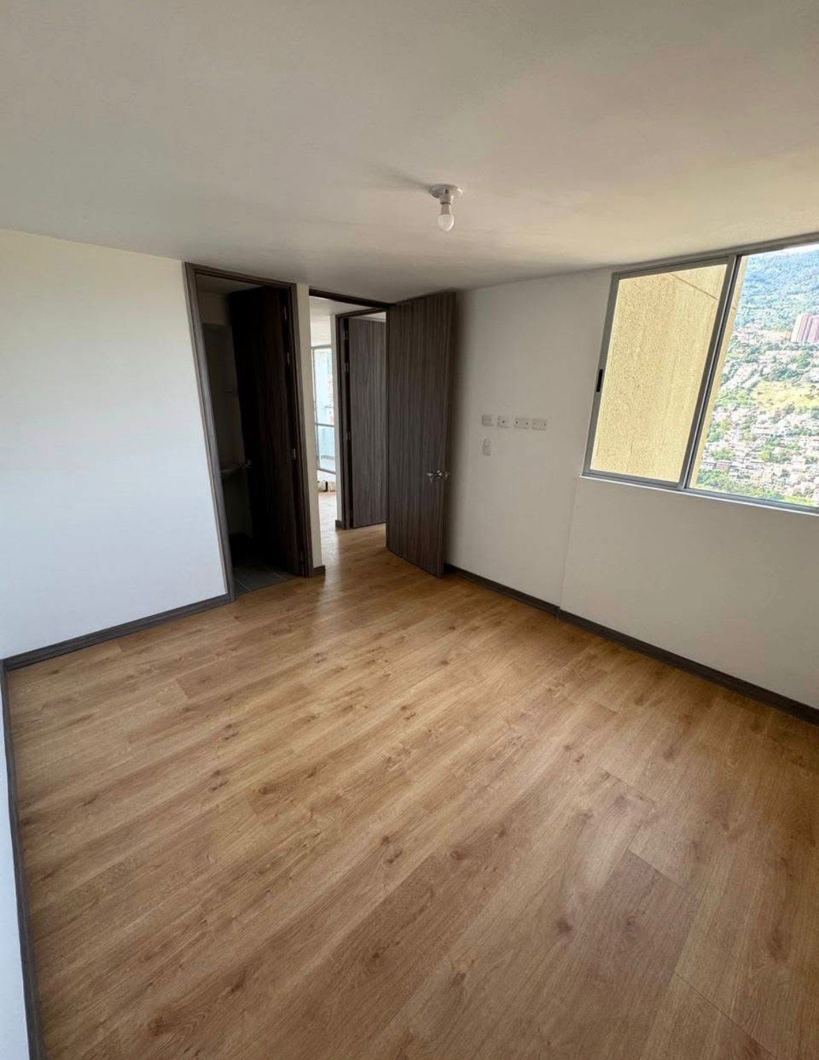 Apartamento en venta en Calasanz-parte alta - ESTRENAR