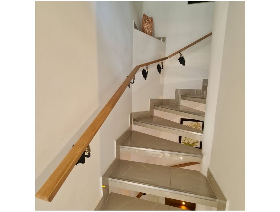 Casa para la venta en La Mota Medellin