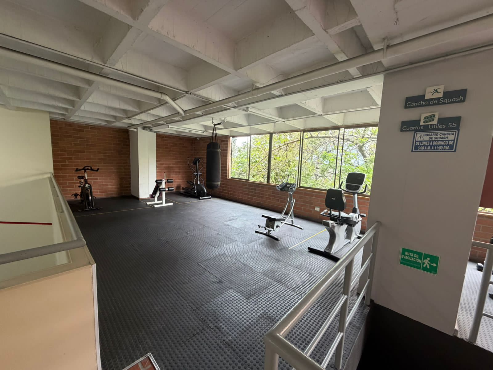 APARTAMENTO EN VENTA LOS BERNAL