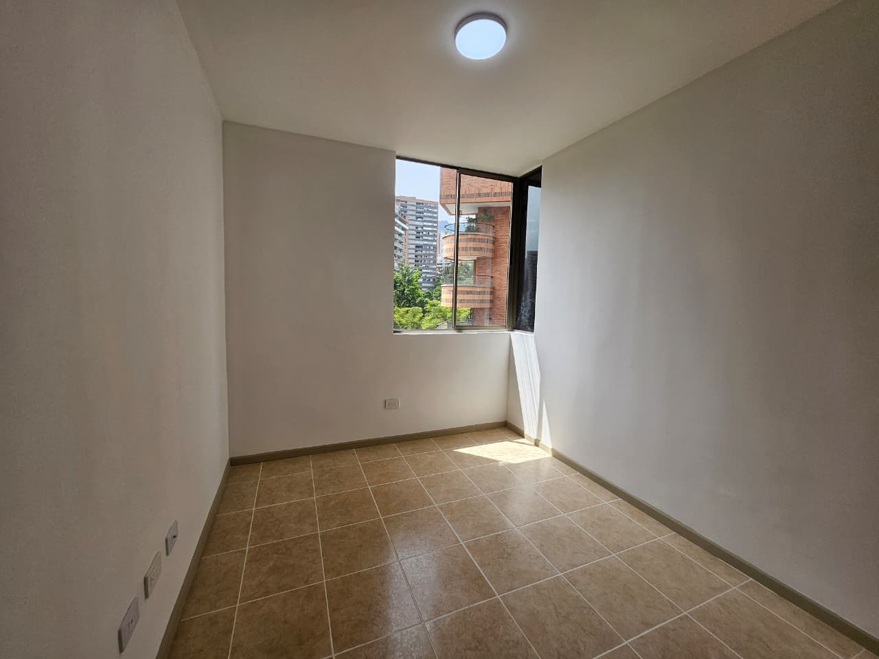 Apartamento en arriendo en El Poblado sector Los Balsos