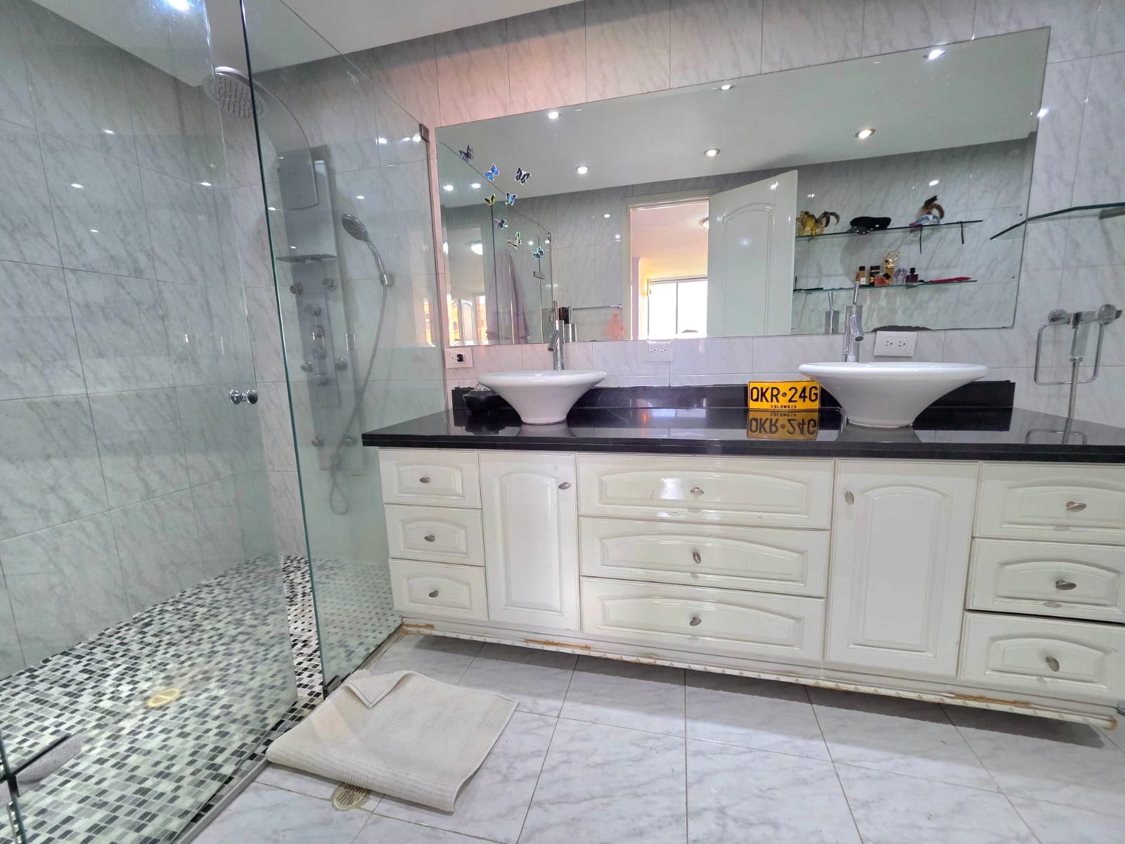 apartamento en venta en el poblado milla de oro cerca al santafe