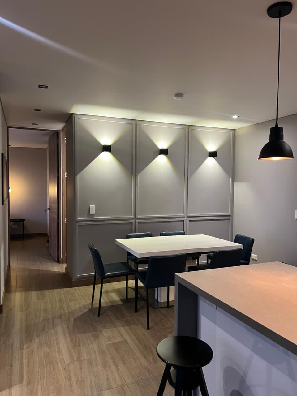 Apartamento amoblado para arriendo en Ciudad del Río El Poblado