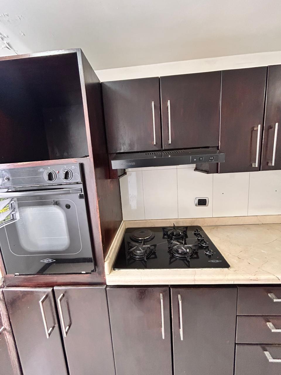 Apartamento en venta en San German - Robledo