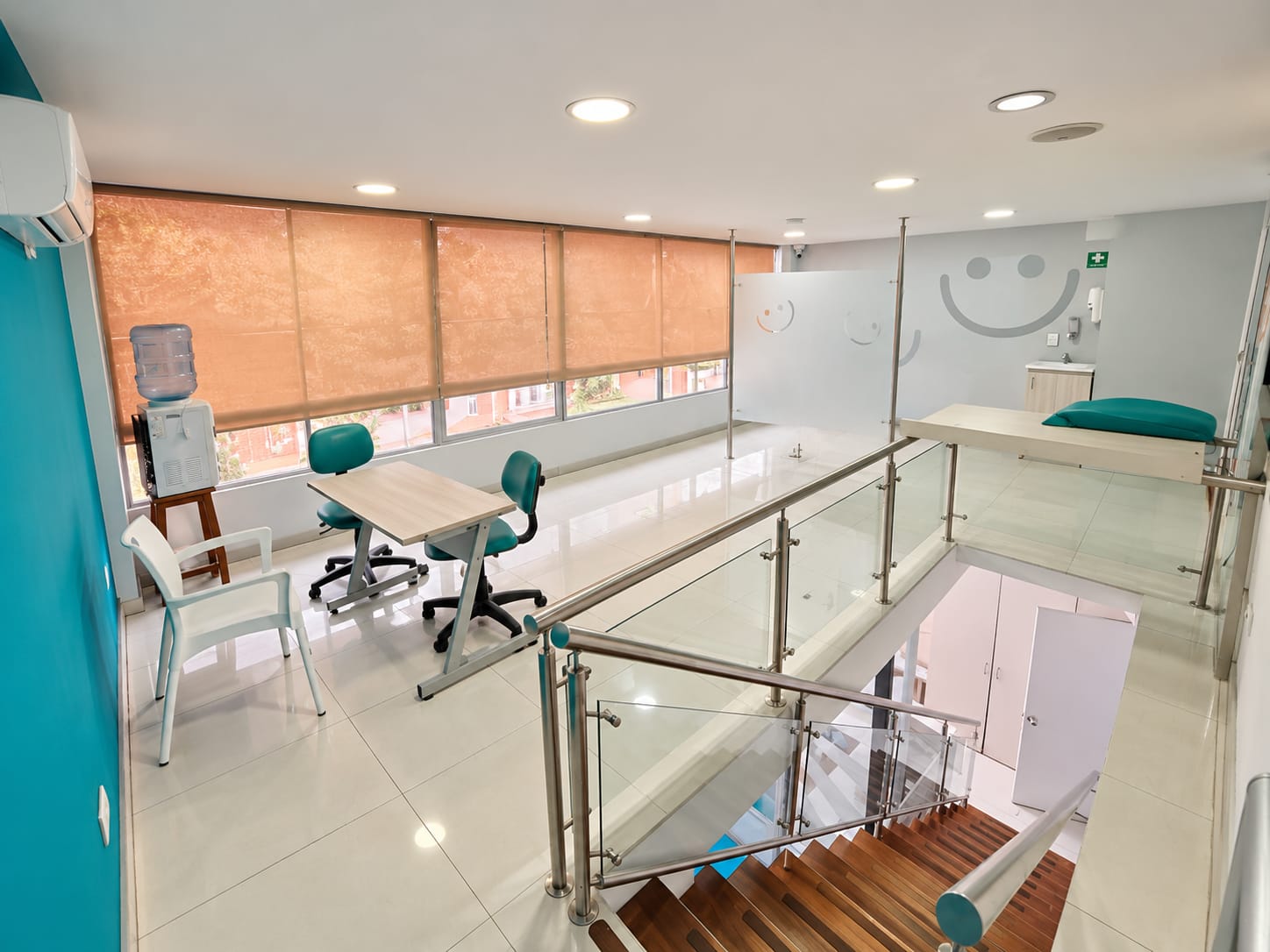 Local comercial en venta Sabaneta – A una cuadra del parque