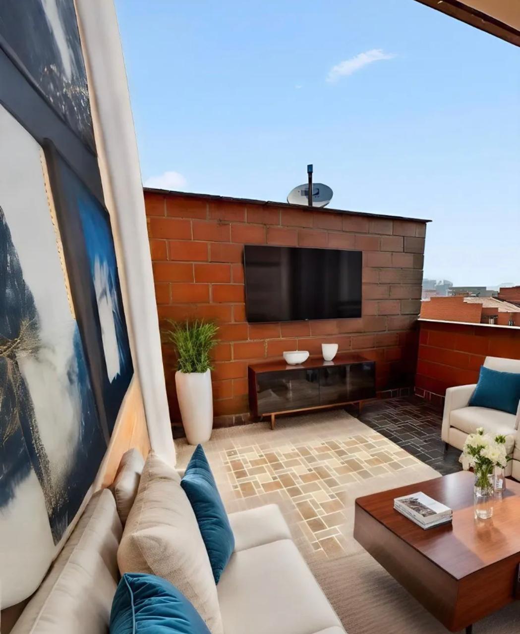 Apartamento Duplex en Venta en San Joaquin Laureles Medellin