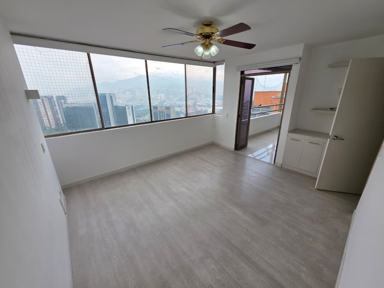 Venta de apartamento en El Poblado Milla de Oro