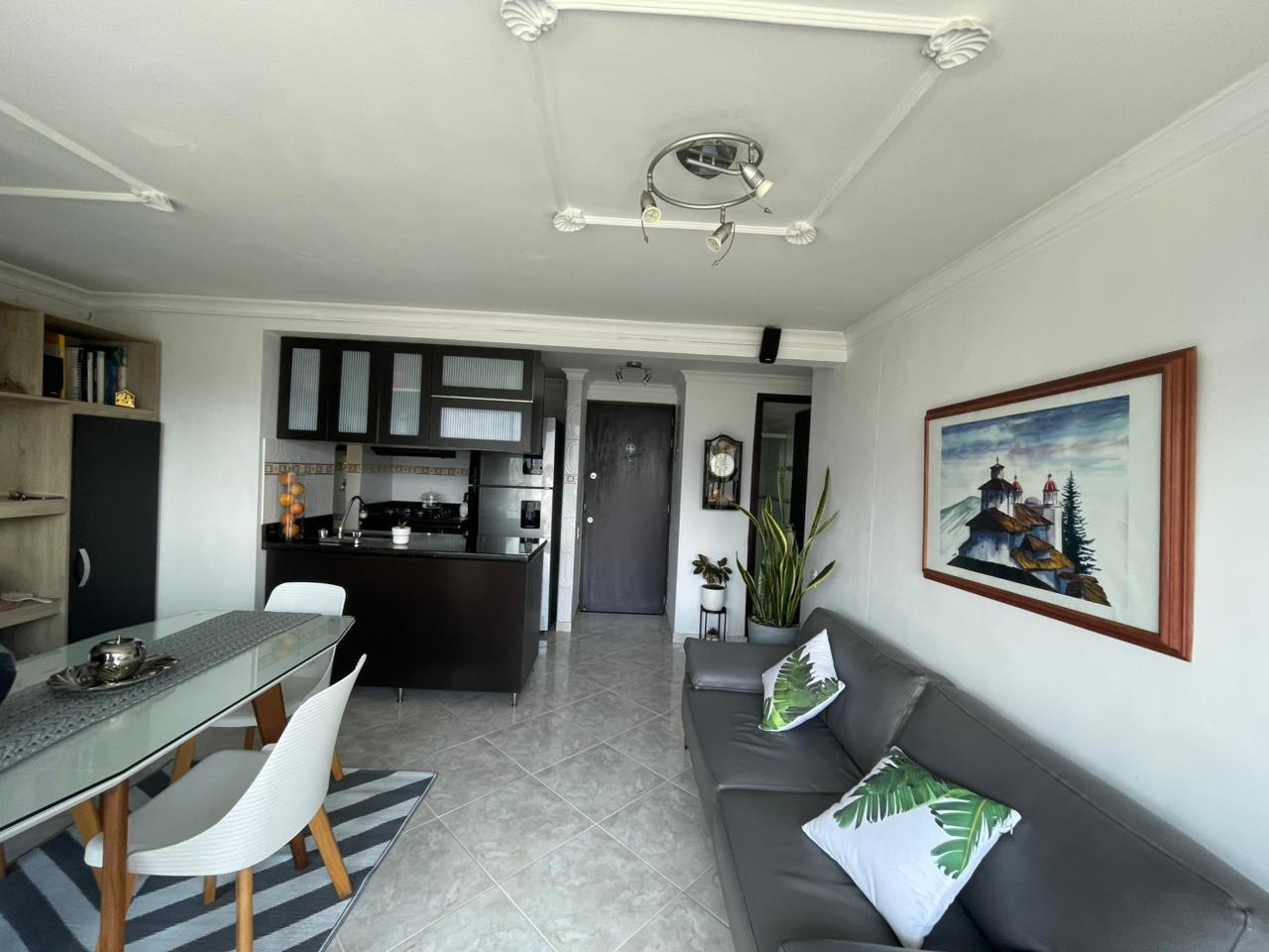 Apartamento en venta en la Loma de los Bernal