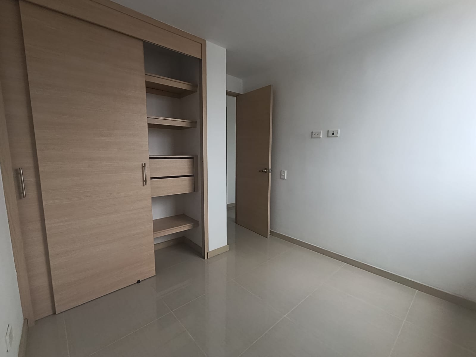 Se Arrienda  apartamento en Sabaneta pan de azúcar