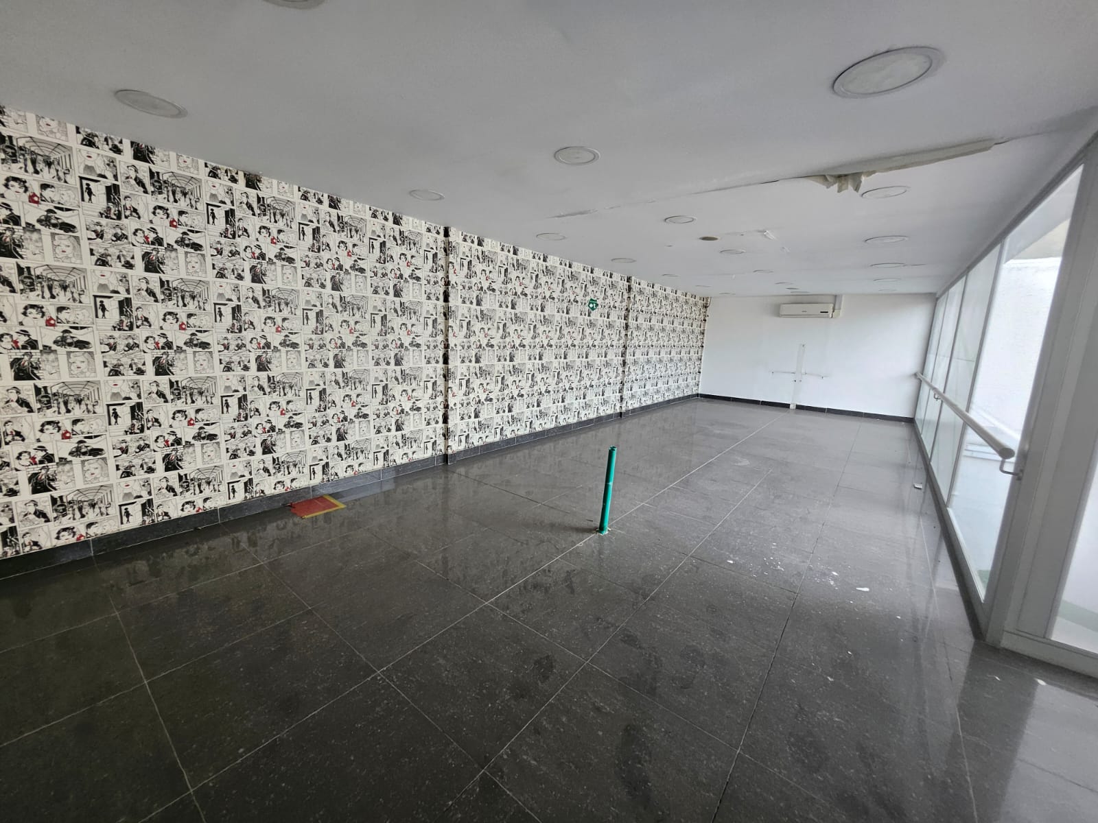 Casa comercial para arriendo en La 80 Floresta