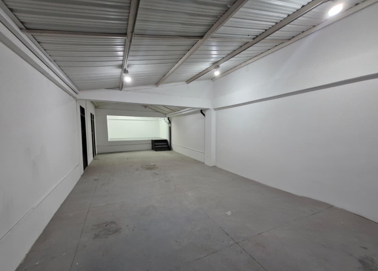 Bodega para arriendo en San Diego La Candelaria