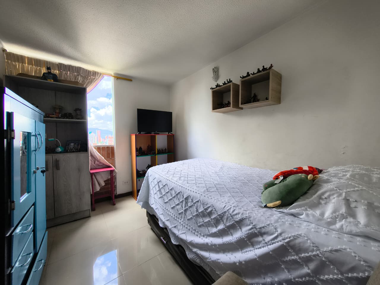 Apartamento para la venta en Loma de los Bernal Medellin