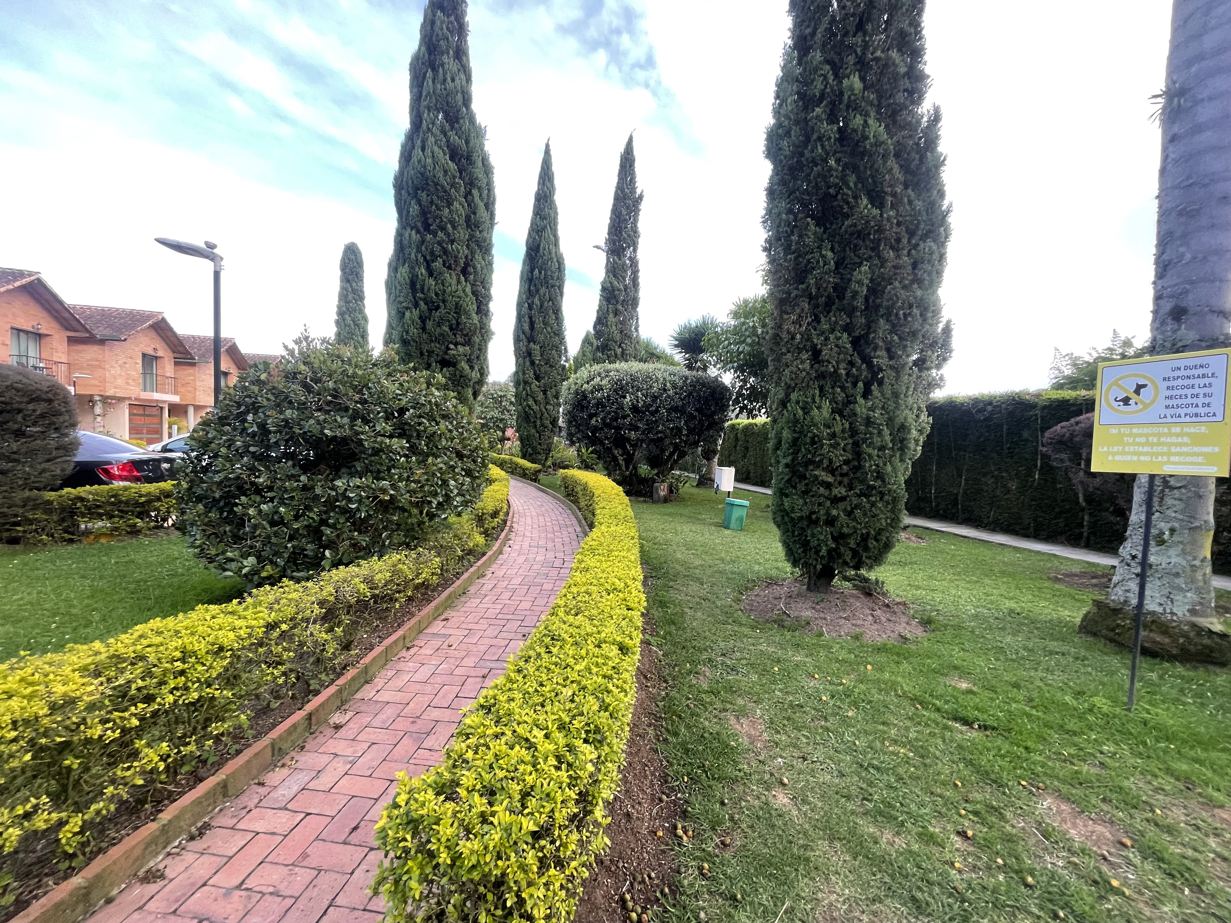 Casa para la venta en rionegro sector Gualanday