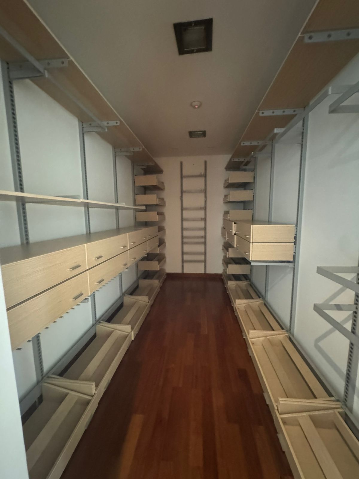 arriendo apartamento sector Los Balsos