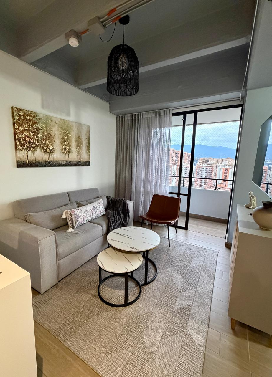 Apartaestudio amoblado para arriendo en Ciudad del Río El Poblado