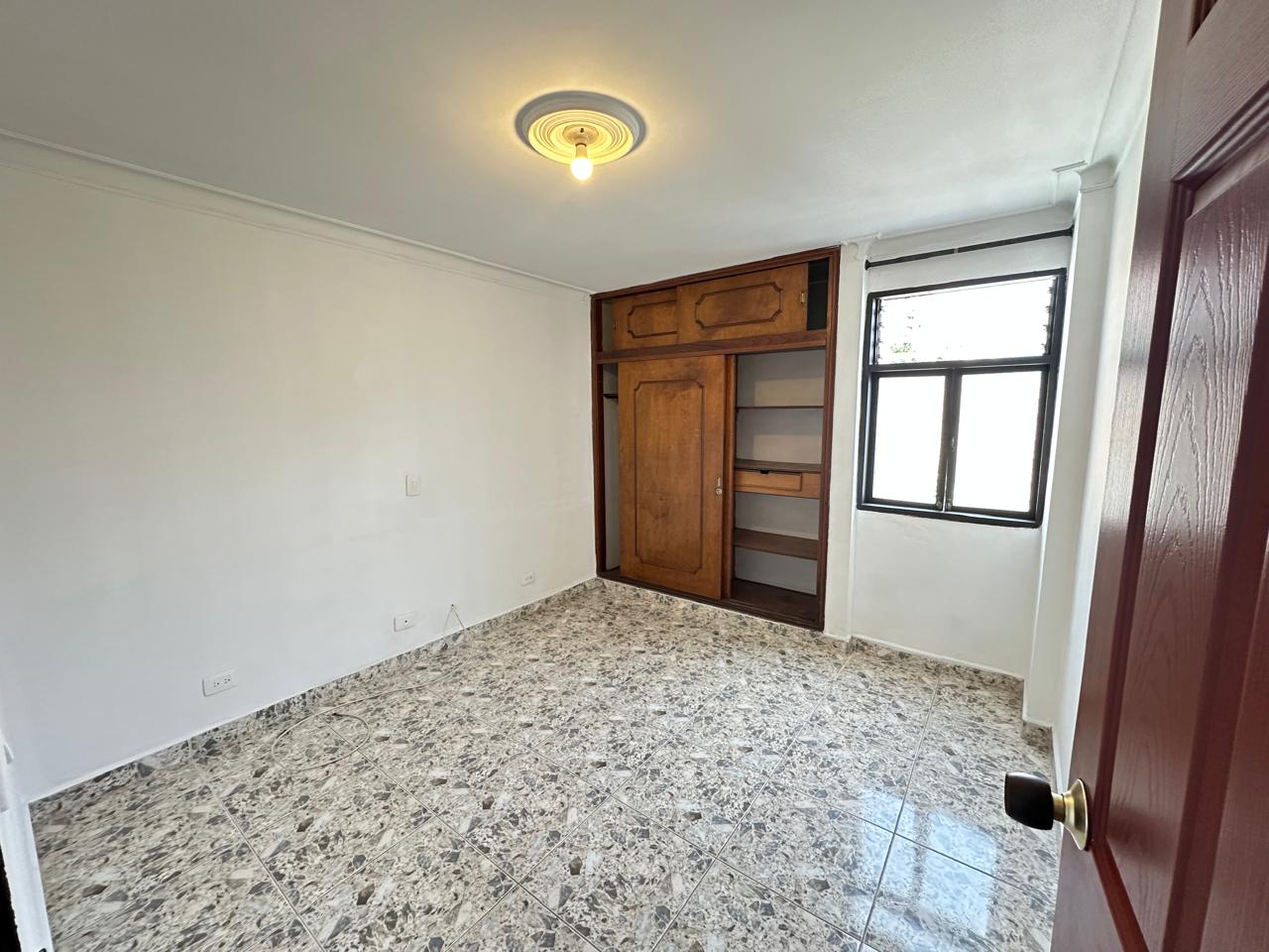 Apartamento para arriendo sector Laureles