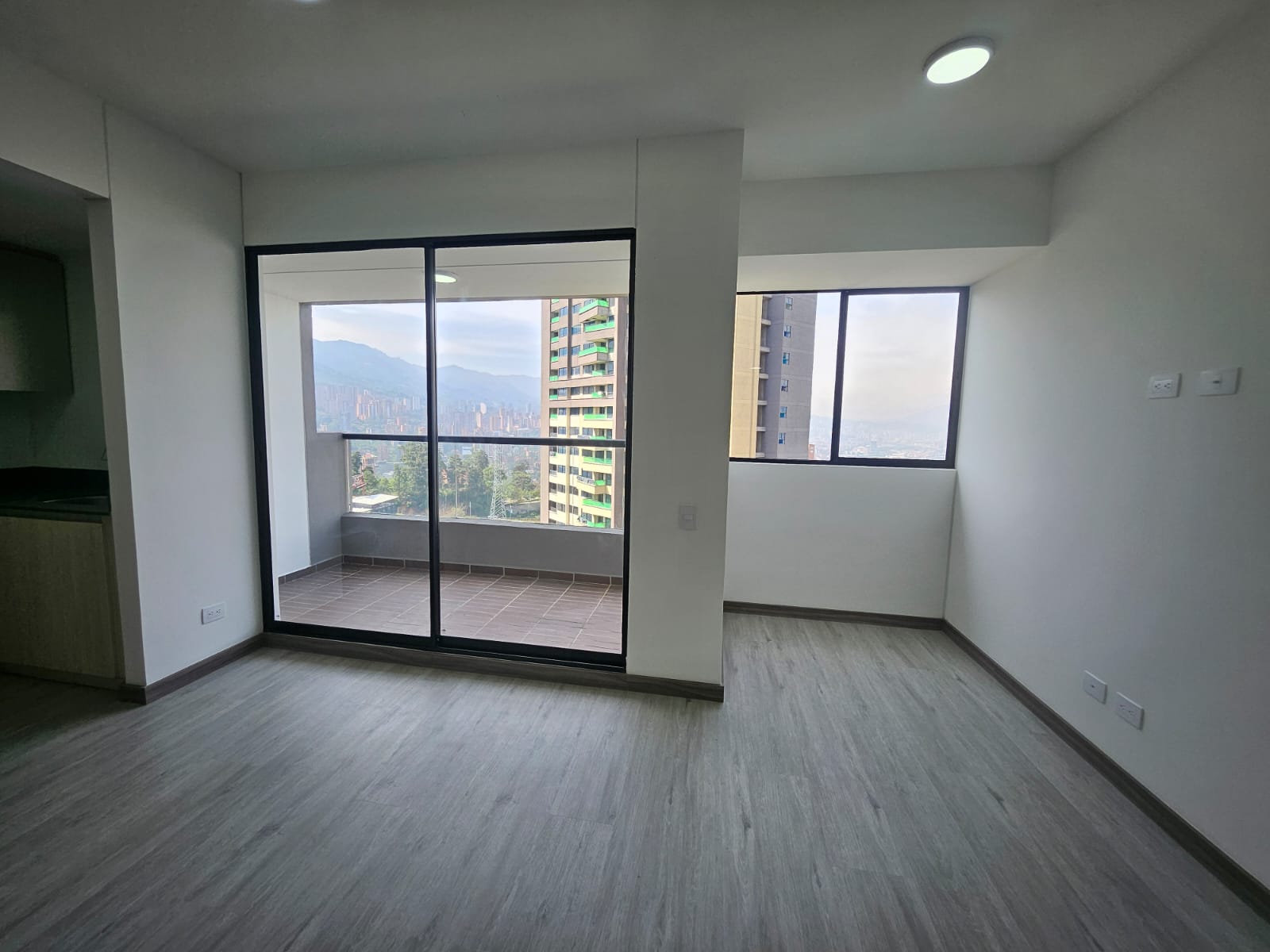 Apartamento para estrenar en arriendo en Las Palmas Medellín