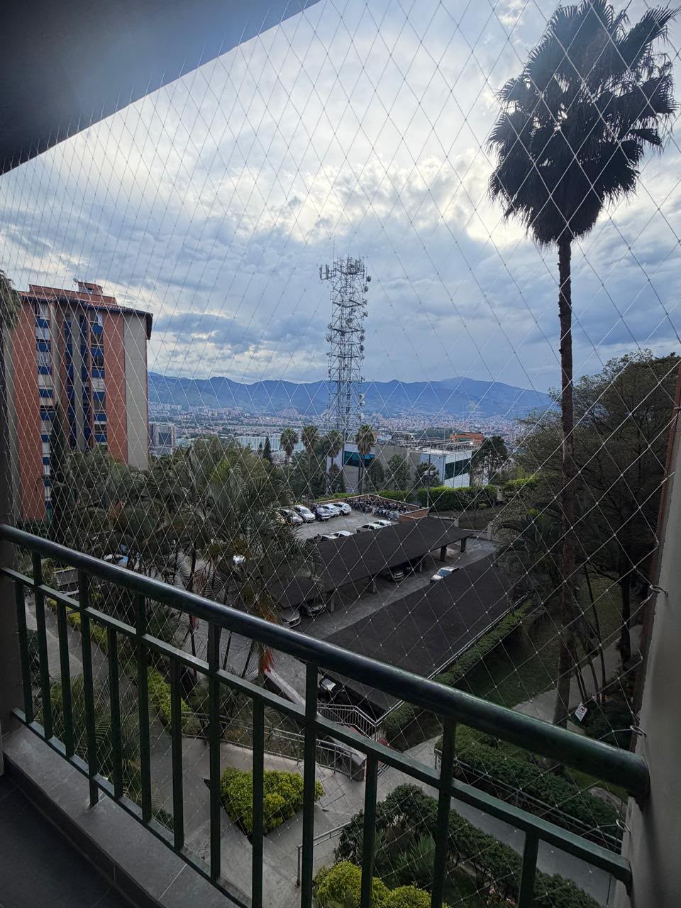 Apartamento en venta Loma del Indio Medellín