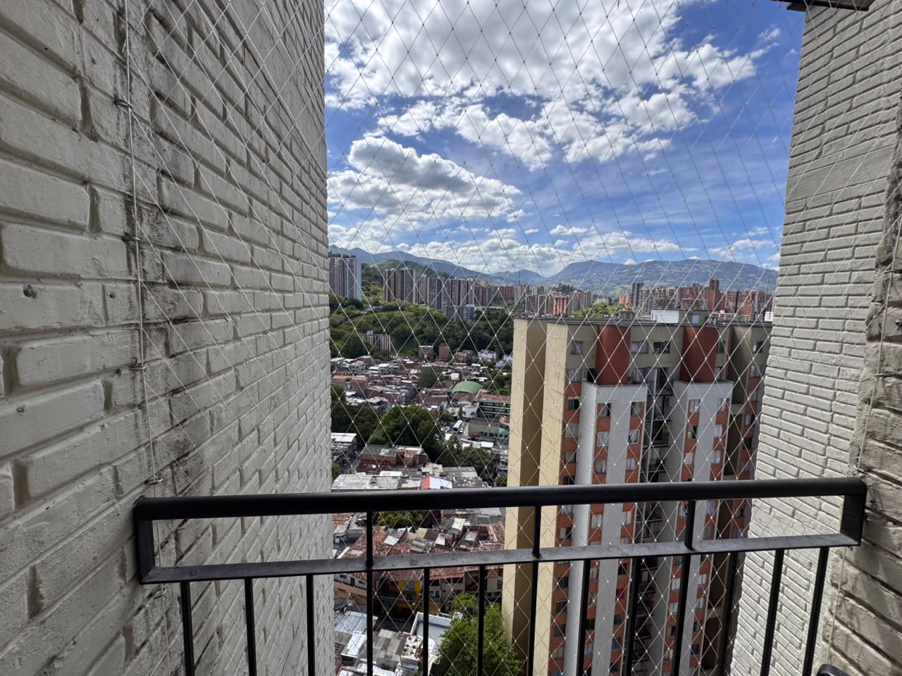 Apartamento para venta en Belén Rincón  y Mota Medellin