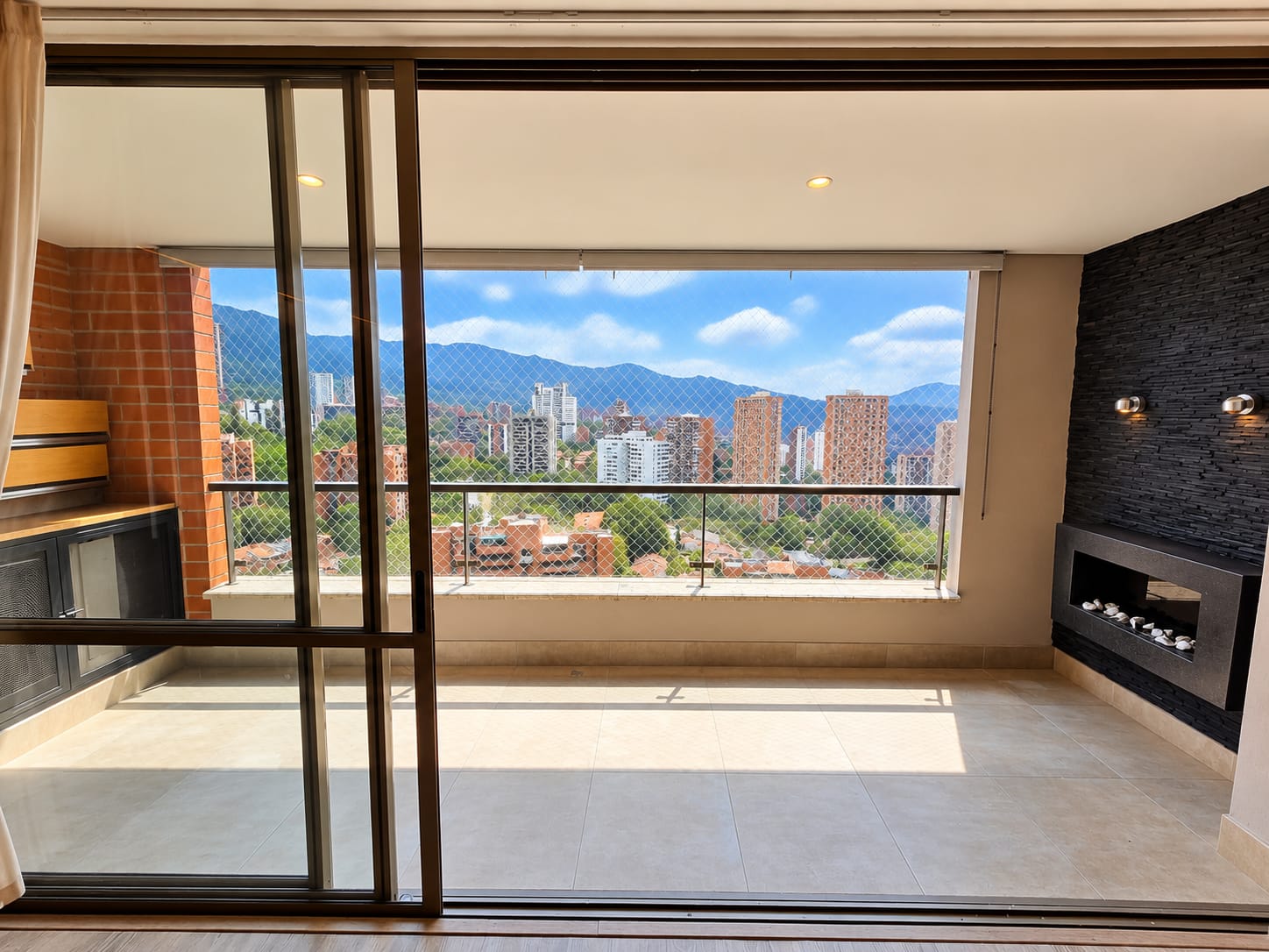 Apartamento en venta El Poblado Linares - 125 m² + vista a la ciudad