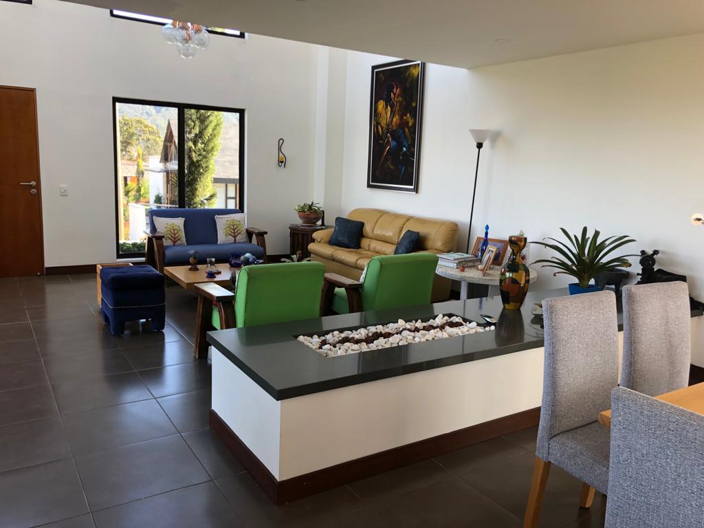 Venta de casa en Envigado Alto Del Escobero