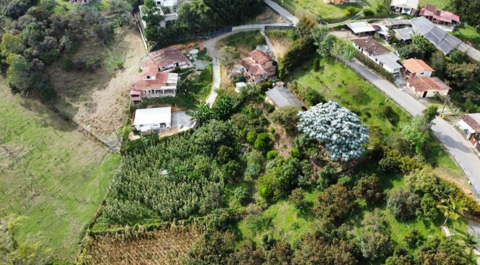 VENTA DE FINCA EN RIONEGRO SECTOR LAS LASJAS