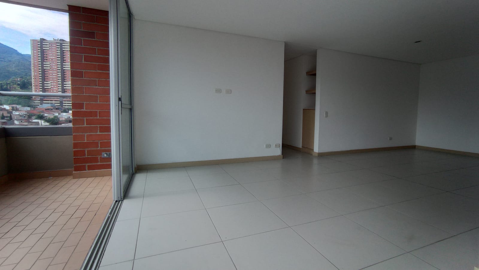APARTAMENTO  PARA VENTA EN SABANETA ANTIOQUIA, (RENTANDO)