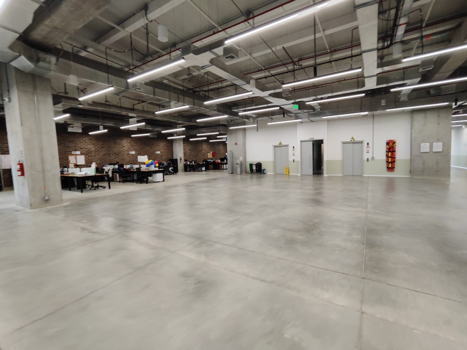 Edificio industrial para venta en sector  la aguacatala   Medellin