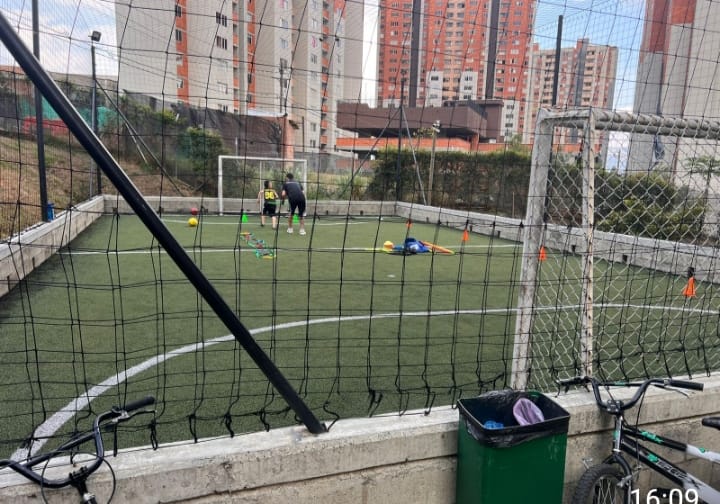 Apartamento en venta en Robledo Pajarito Sector Las Lunas