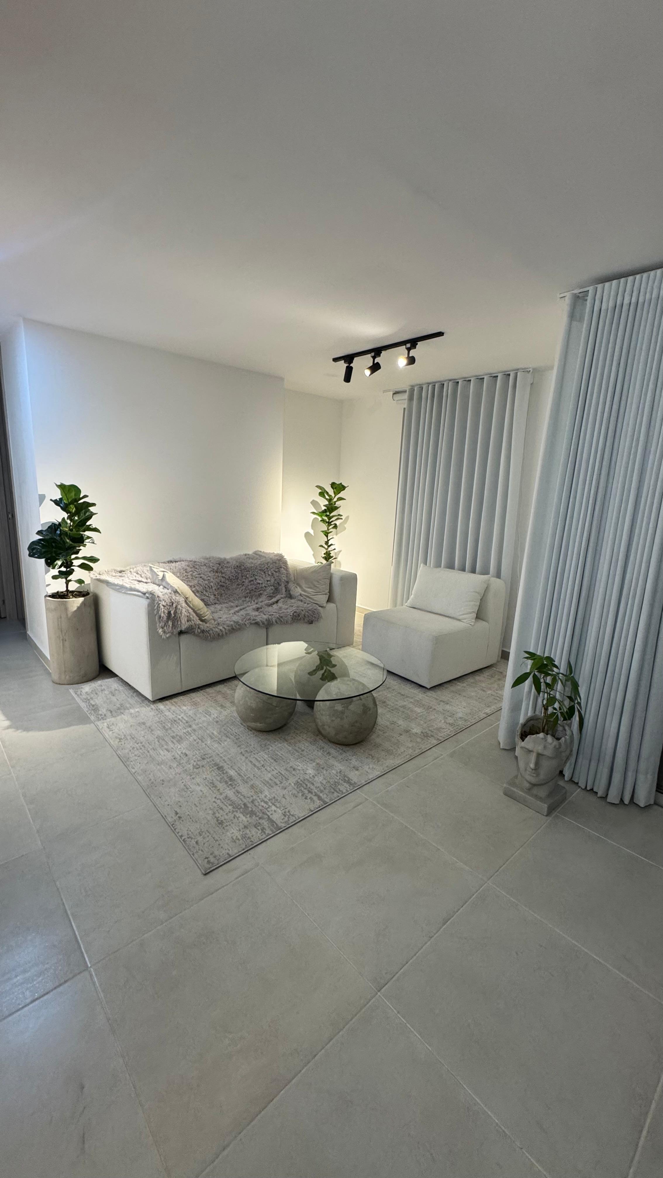 Apartamento amoblado en VENTA en sabaneta, sector las lomitas