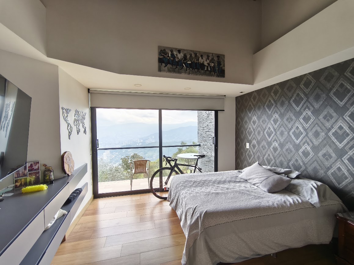 Venta de casa finca en La Estrella La Tablaza