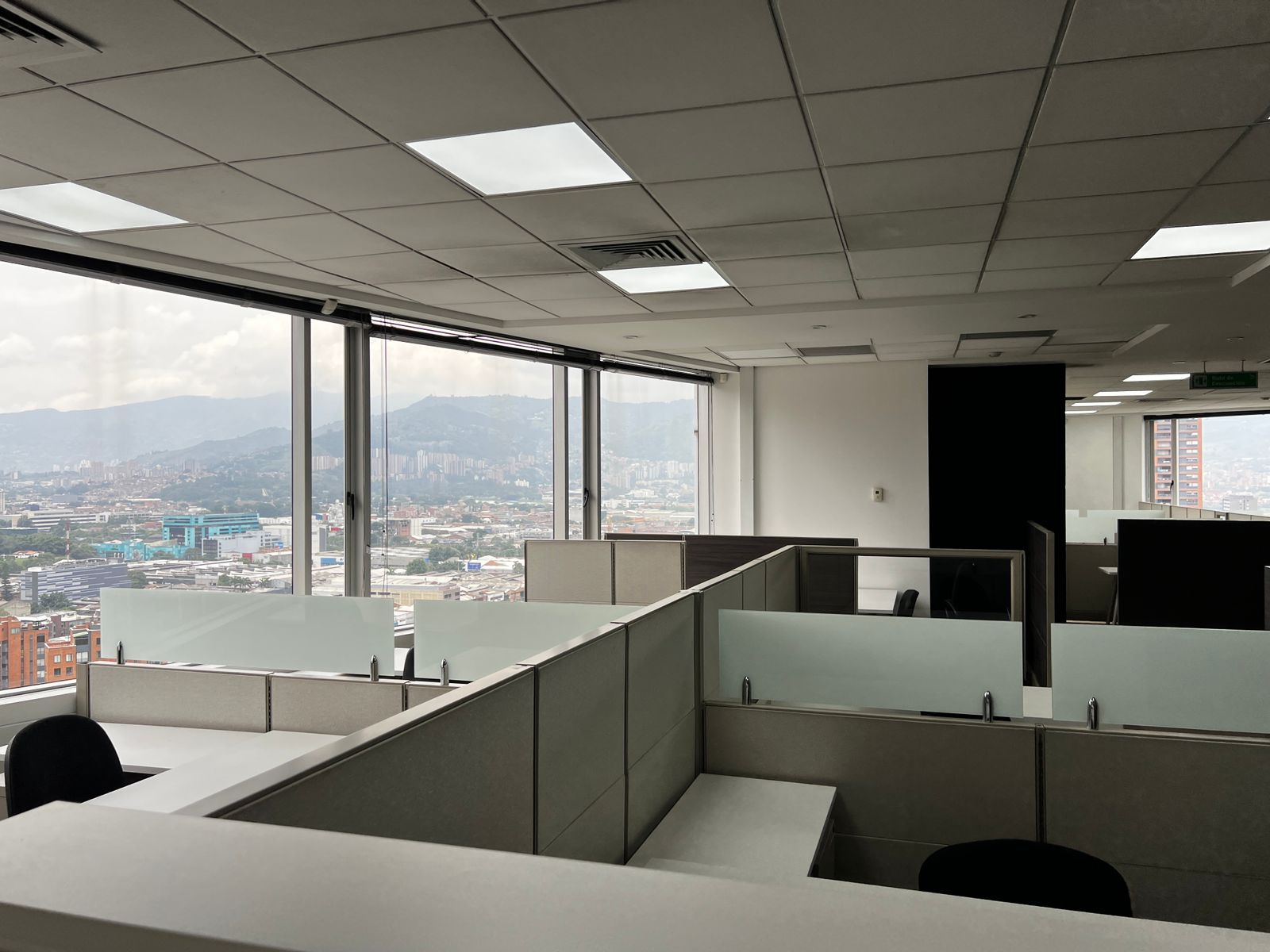 Oficina para  venta en el poblado