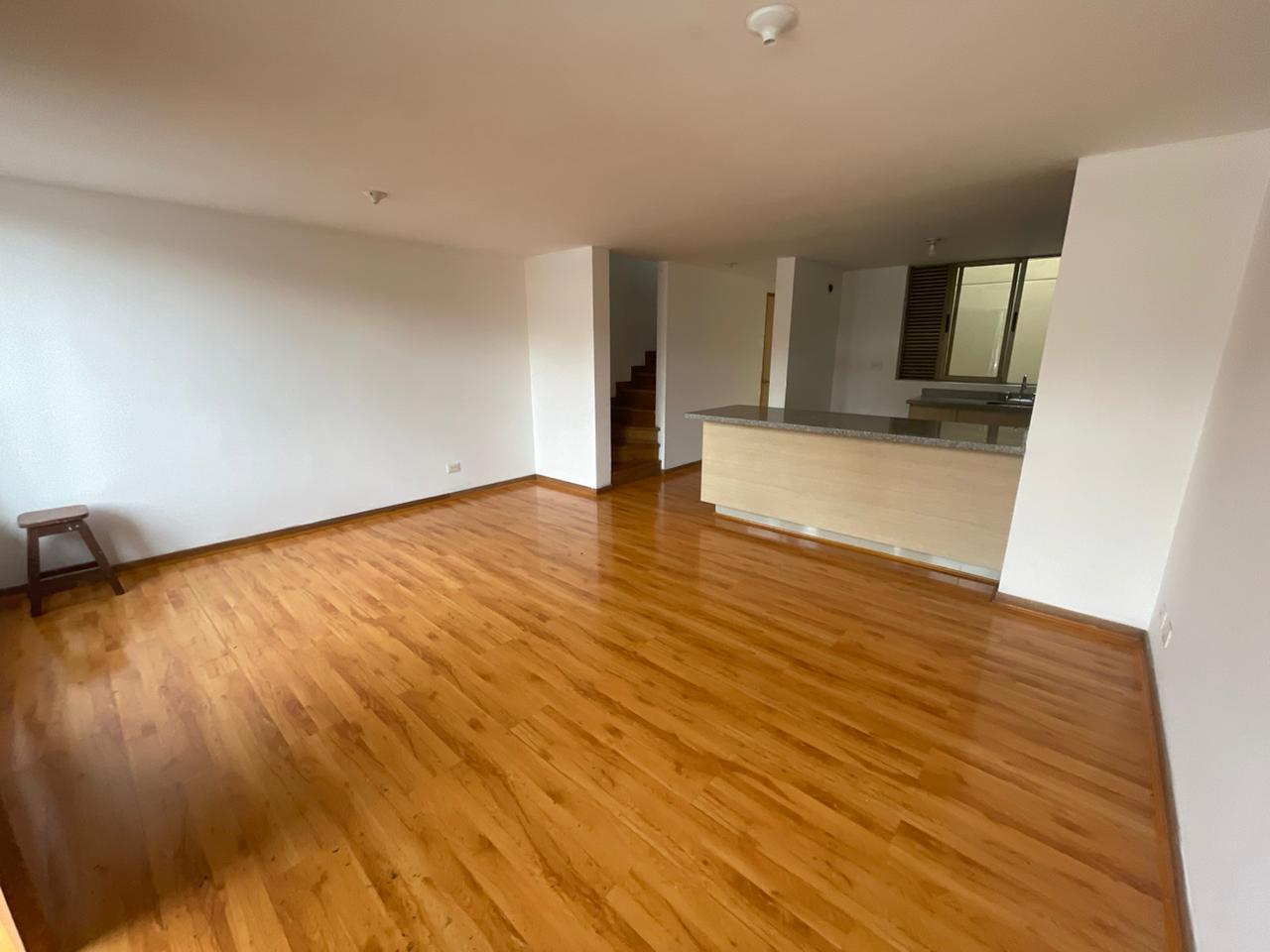 Casa para la venta en La Estrella cerca del Parque Principal