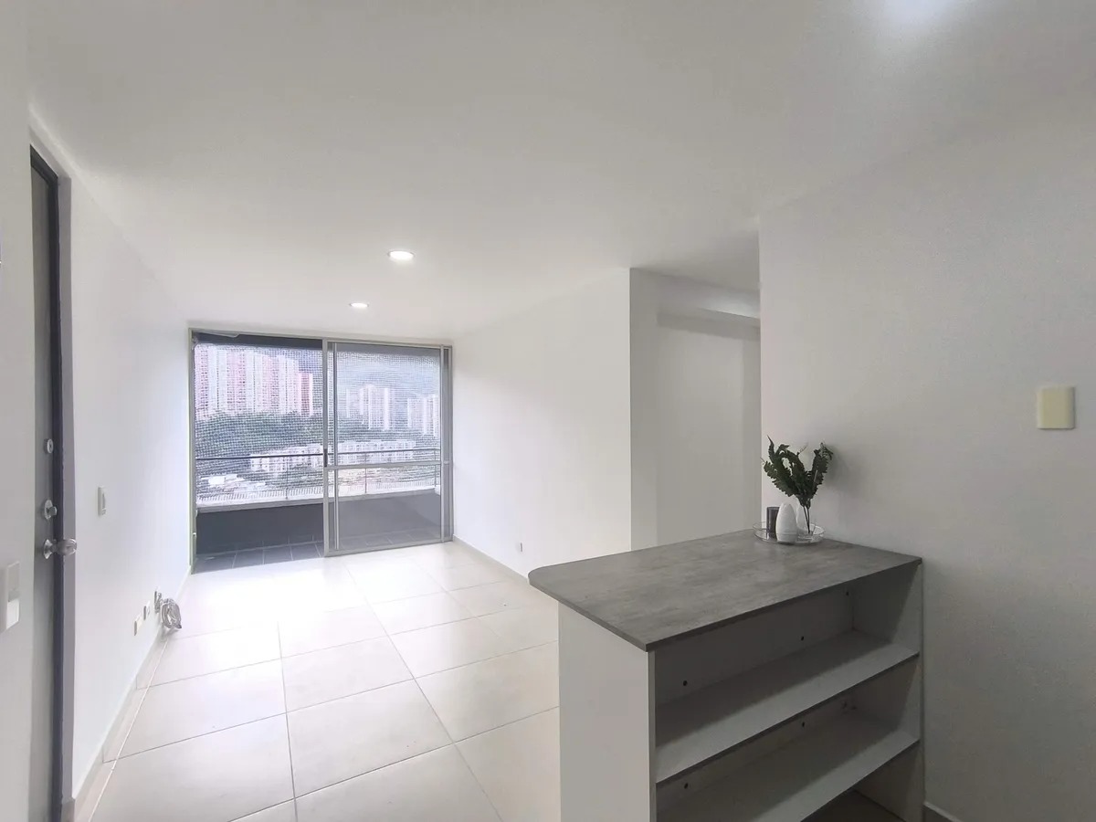 Vendo apartamento en rodeo alto Medellín