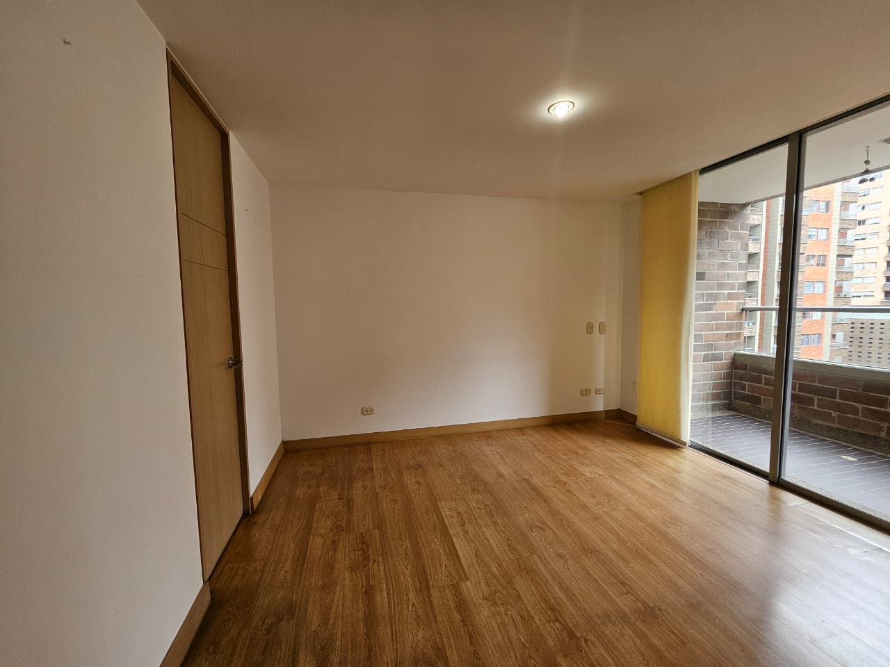 APARTAMENTO EN ARRIENDO CAMINO VERDE ENVIGADO