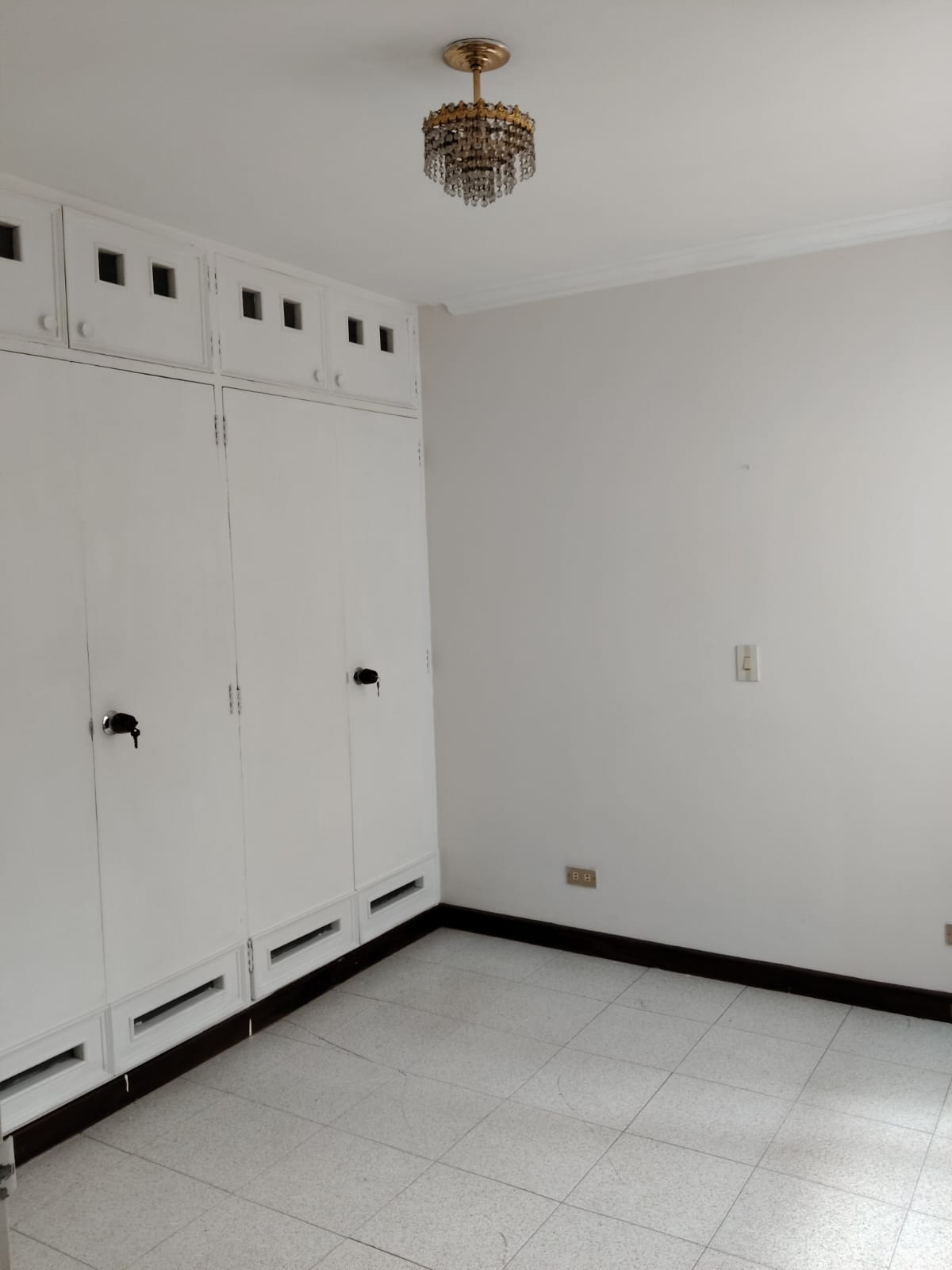 Casa para venta en Medellín laureles