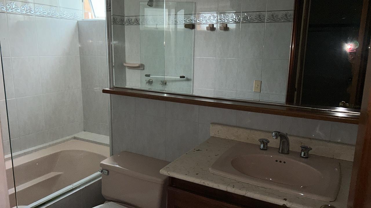 Vendo Apartamento en Santa Maria de los Ángeles El Poblado Medellín