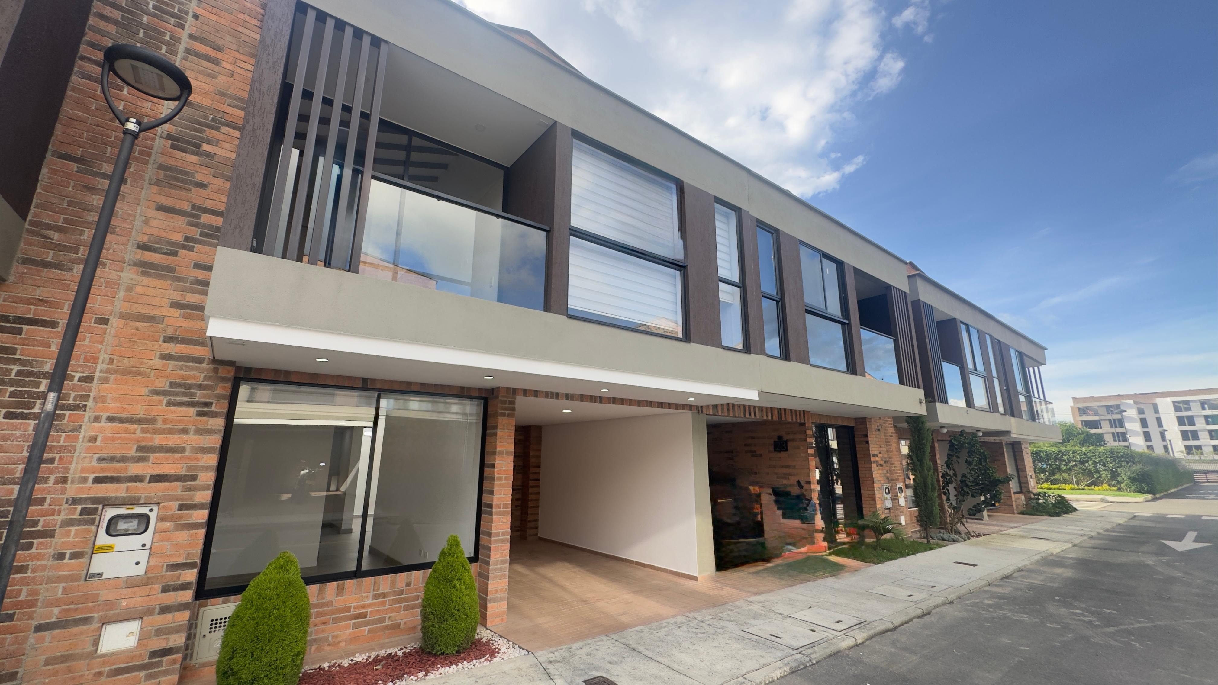 Venta de casa en La Ceja Ciudadela de Las Flores