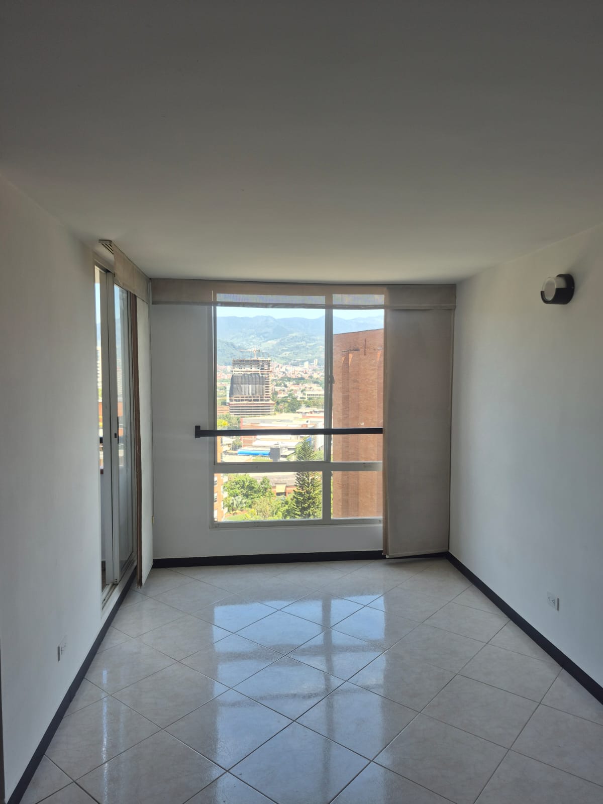 Apartamento en arriendo el Poblado Loma de San Julian