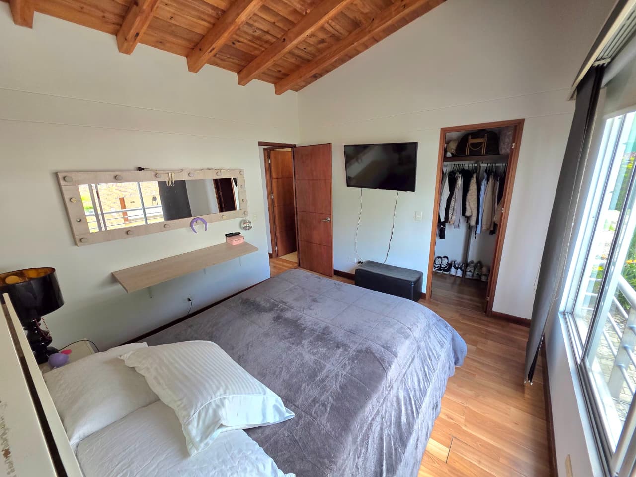 casa en venta en envigado benedictinos