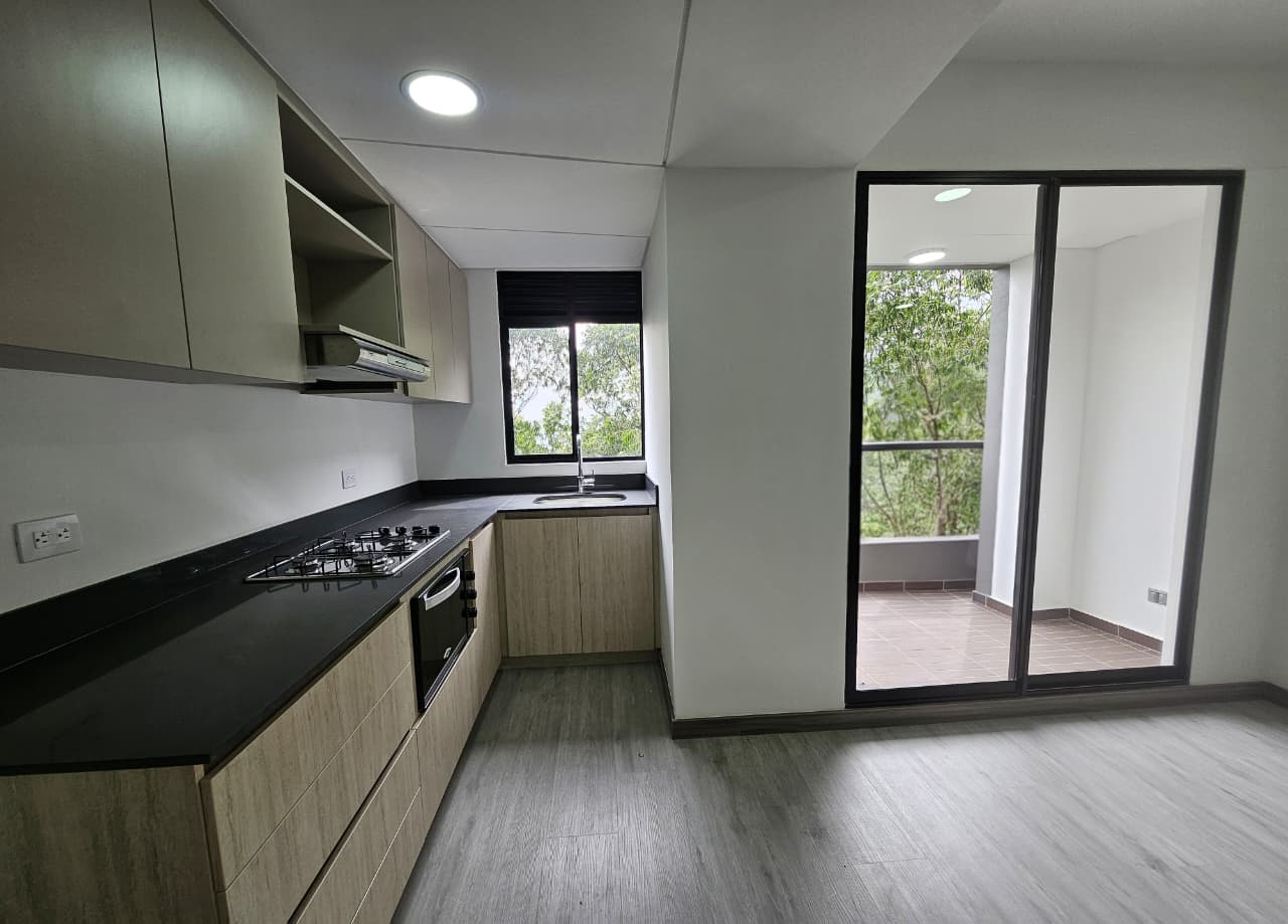 Apartamento para estrenar en arriendo en Las Palmas Medellín