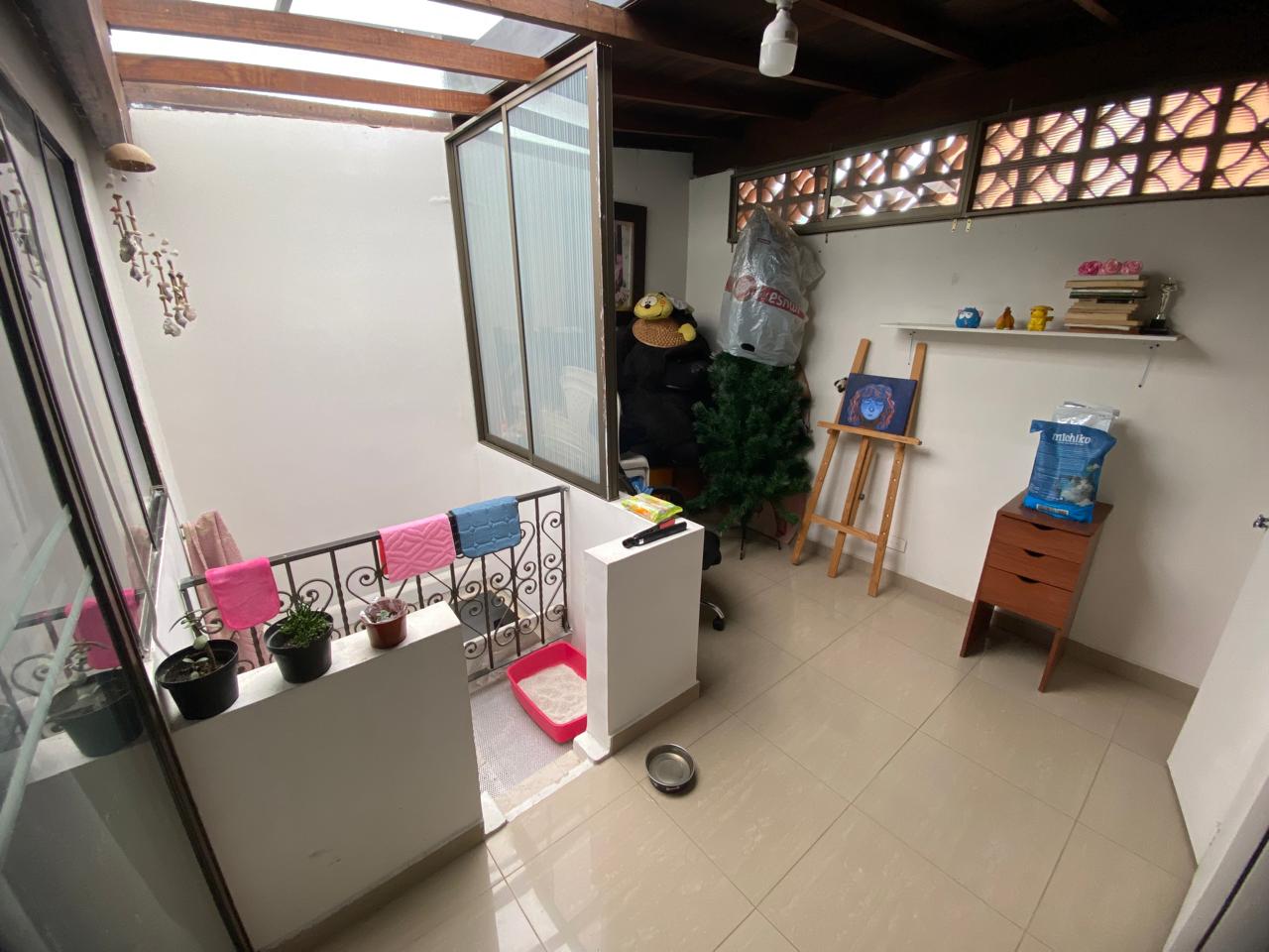 Casa de 2 niveles en venta en Envigado, El Dorado.