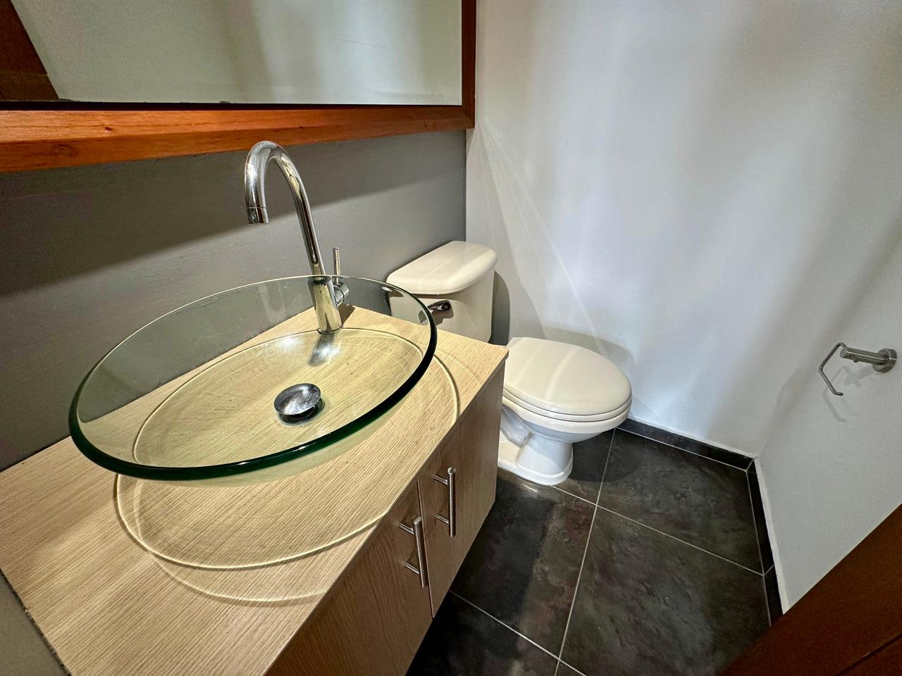 Apartaestudio para arriendo en El Poblado Los Balsos