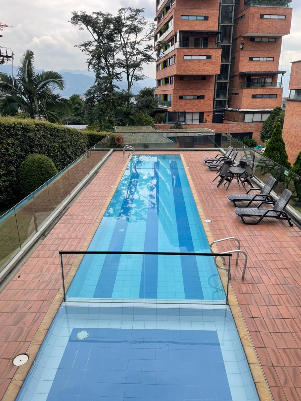 Apartamento para arriendo en Envigado La Pradera