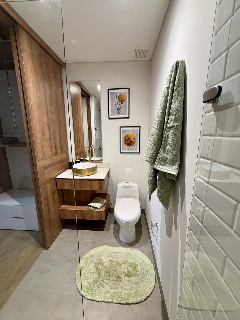 Apartaestudio amoblado para arriendo en Ciudad del Río El Poblado
