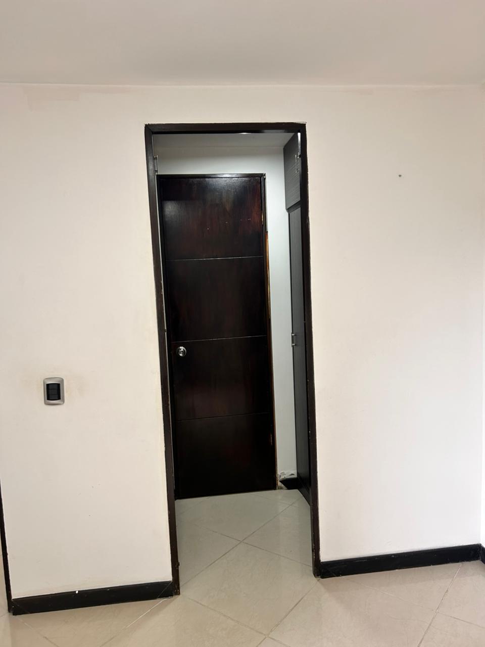 Apartamento en venta en San German - Robledo