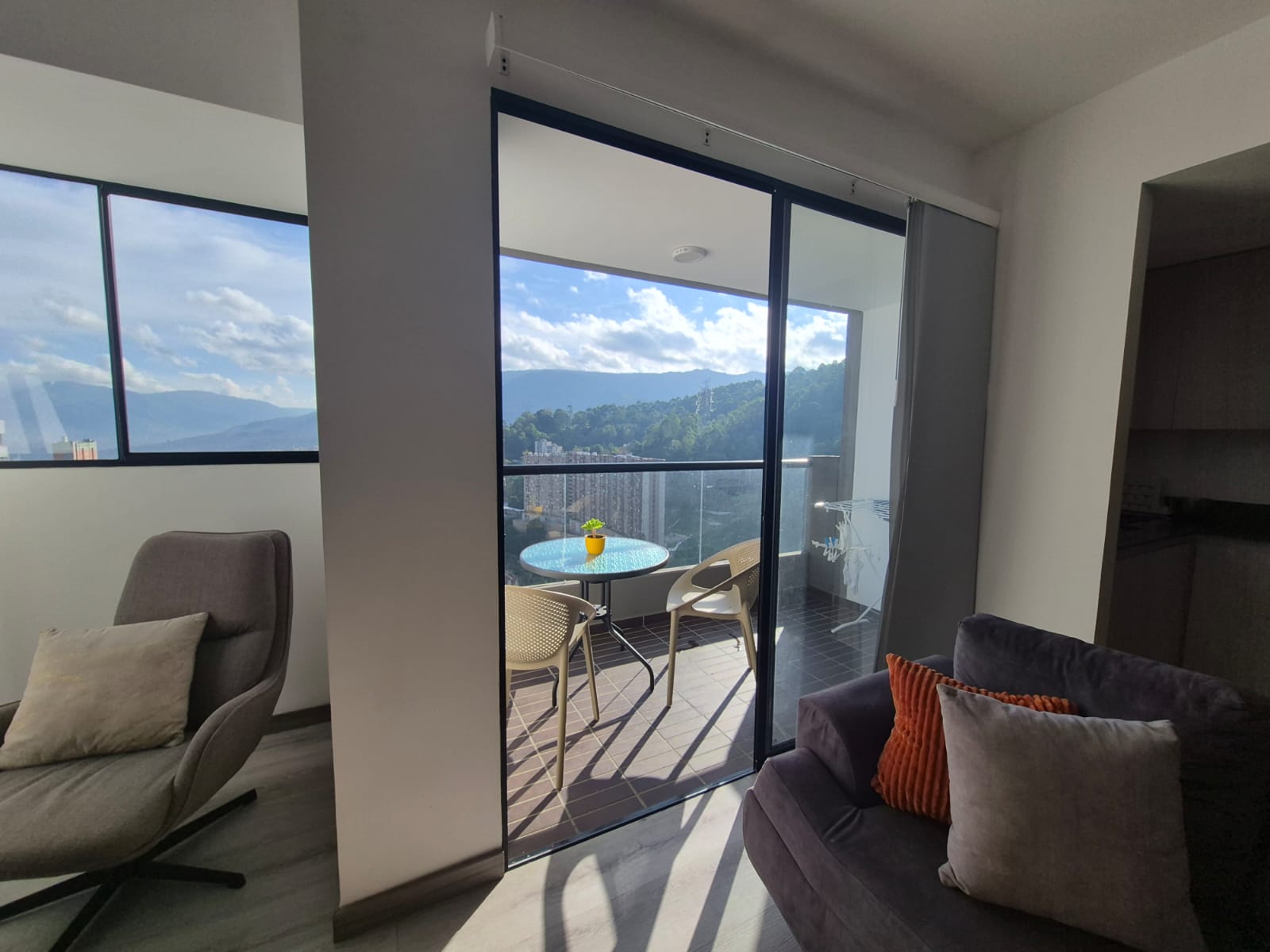 Apartamento para arriendo en Las Palmas Medellín