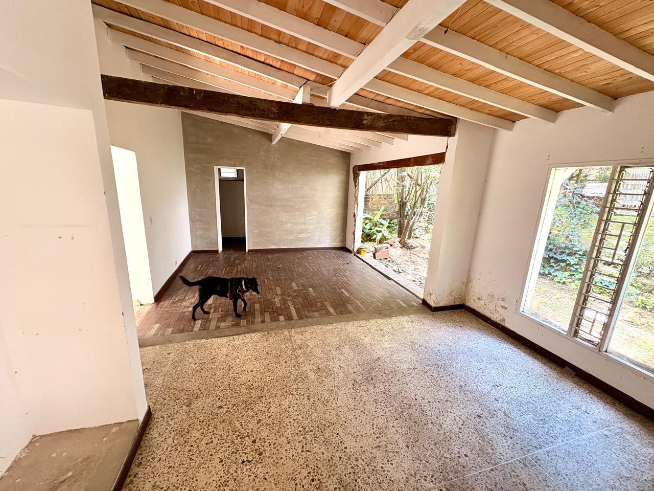 Casa Lote para venta en Poblado  Castropol