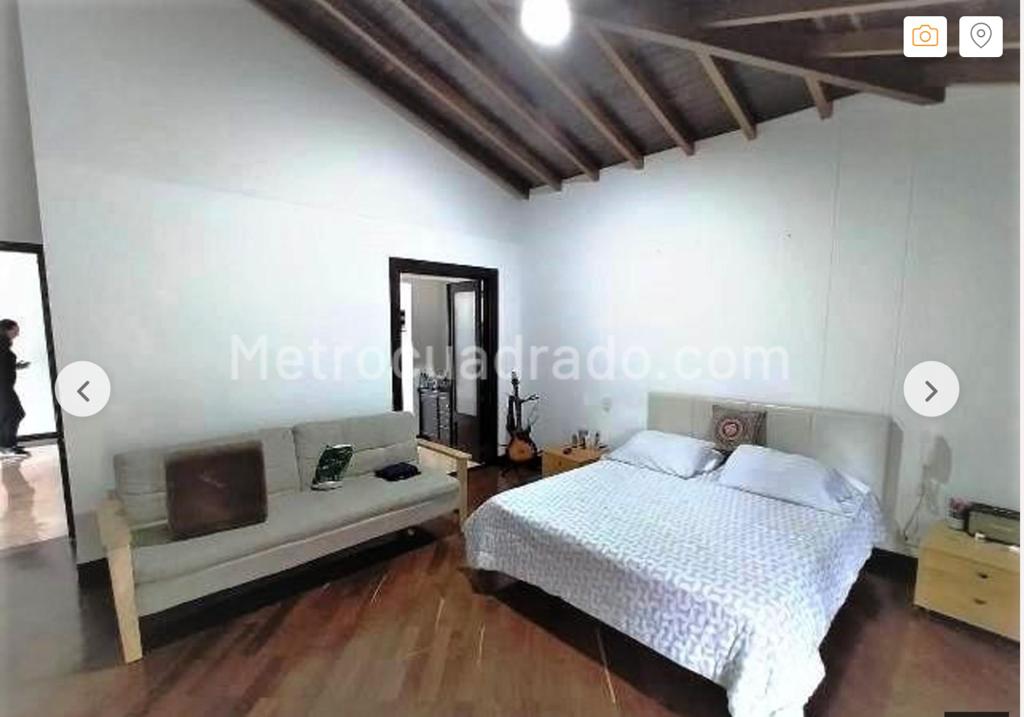 Casa en Venta en Altos del Poblado cerca del CES Medellin