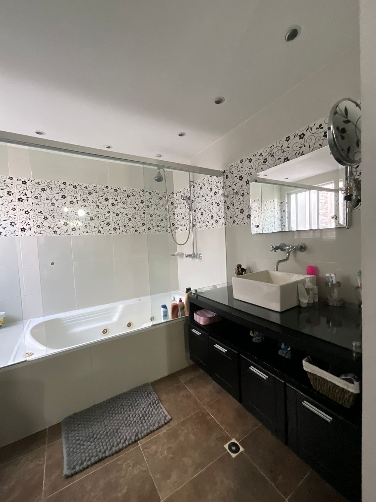 Casa para la venta en la Mota Medellin